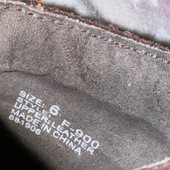 Mint! L’amour boys brown suede boots size 9 8.5 - Picture 14 of 14